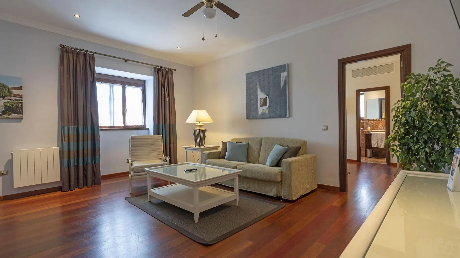 Laguna Nivaria Hotel & Spa 라 라구나