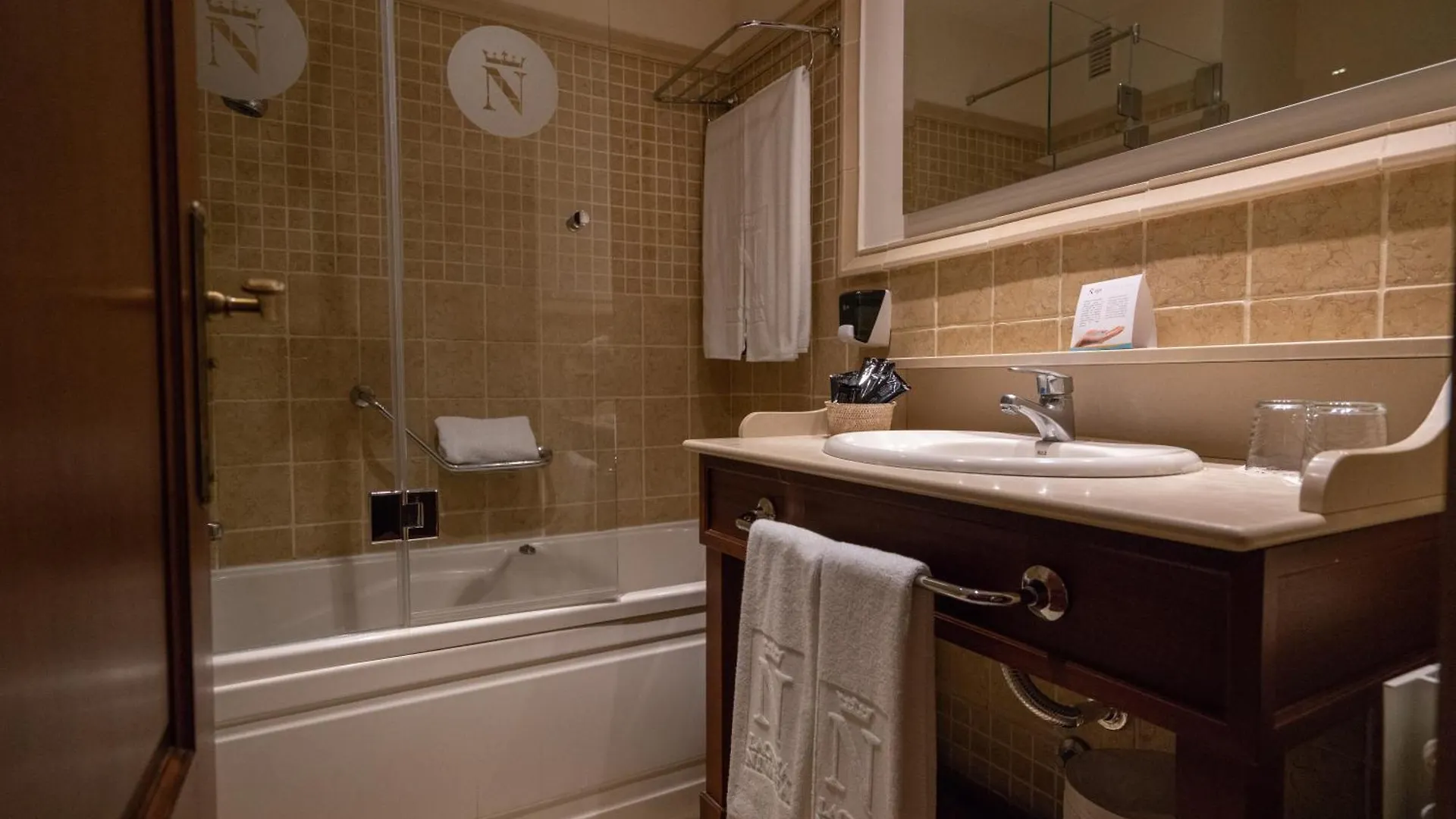 Laguna Nivaria Hotel & Spa 라 라구나