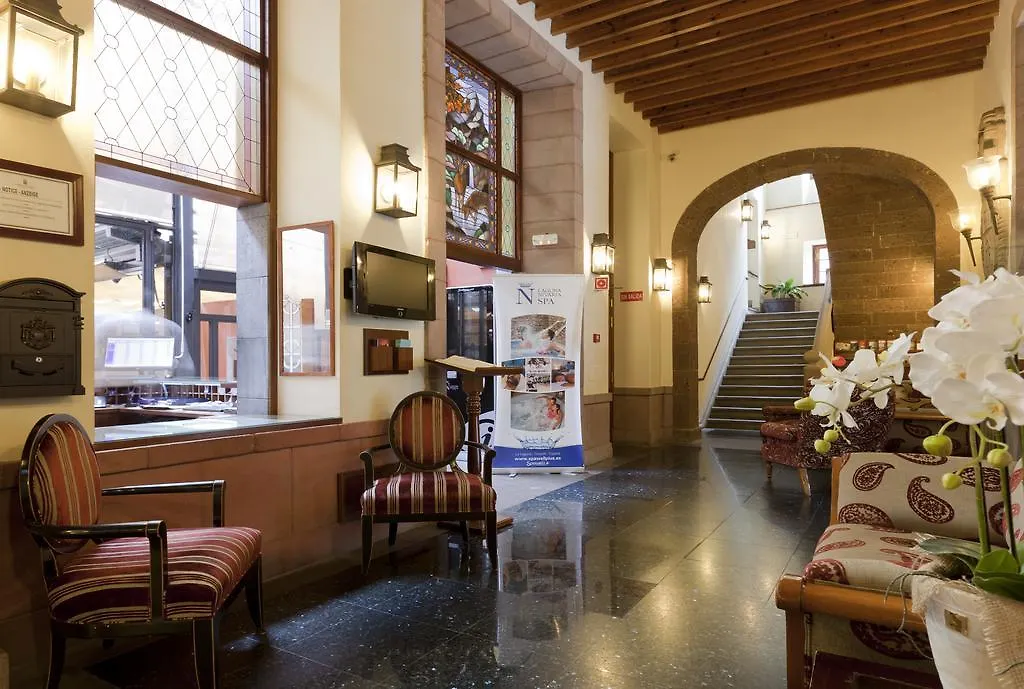 Laguna Nivaria Hotel & Spa 라 라구나 4*,